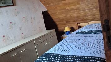 2 dormitoris i planxa i posts de planxar