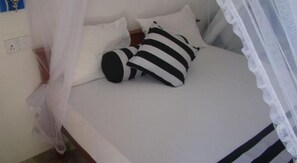 2 bedrooms, desk, blackout curtains, free WiFi - Rawana Mounttain View (Ella)