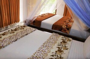 Kamar Keluarga | 2 kamar tidur, meja kerja, tirai kedap cahaya, dan Wi-Fi gratis