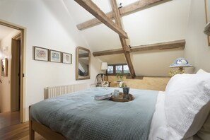 3 室のベッドルーム、アイロン / アイロン台、旅行用ベビーベッド、WiFi