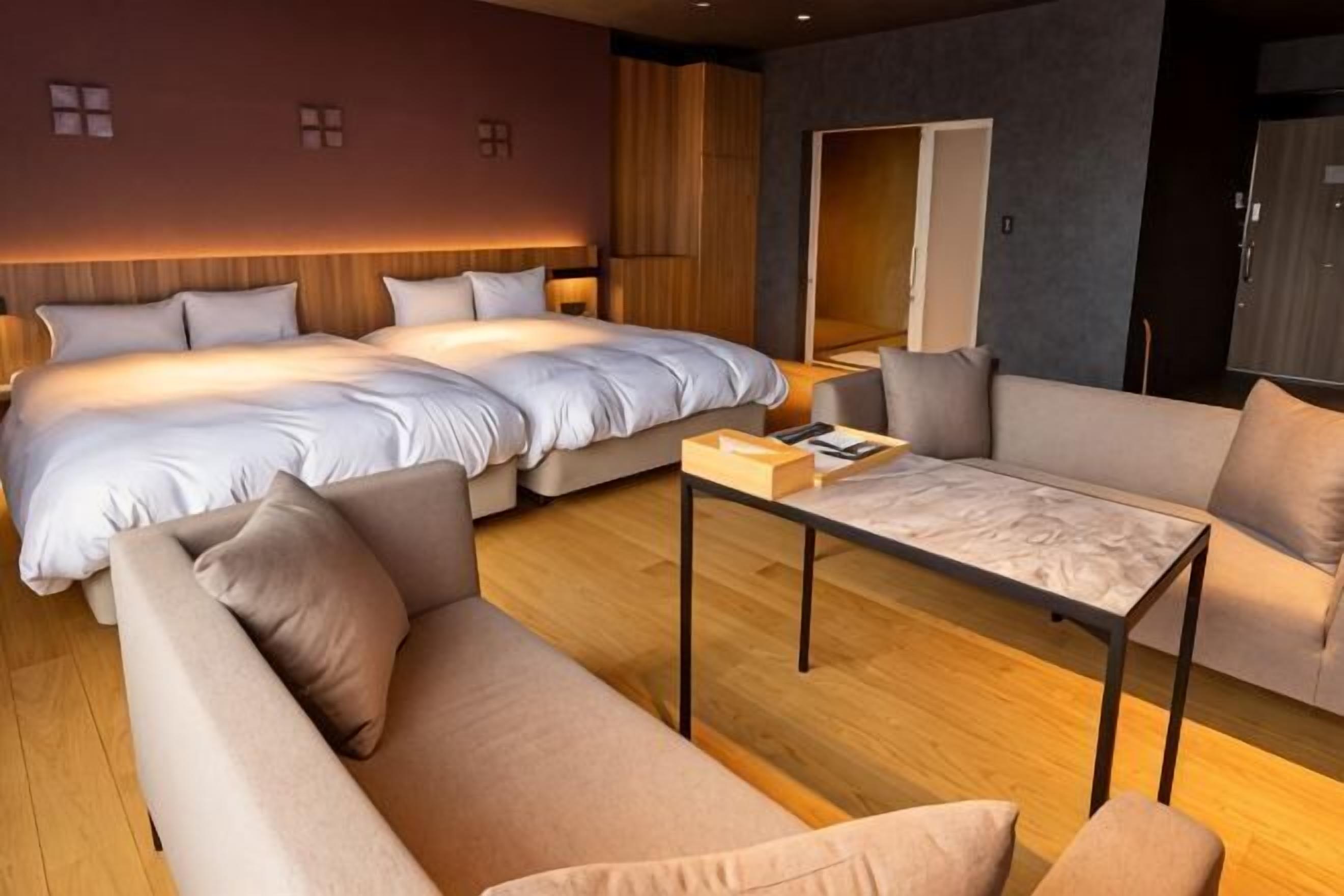 In-room safe, free WiFi, bed sheets