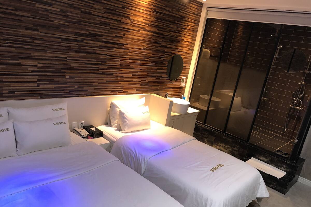 Habitación con 2 camas individuales | Wifi gratis