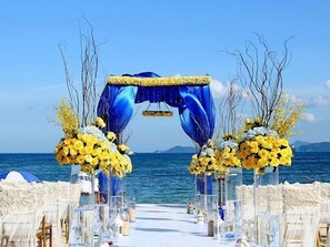 Outdoor wedding area - Da Mei Sha Yacht Club Resort (Shenzhen)