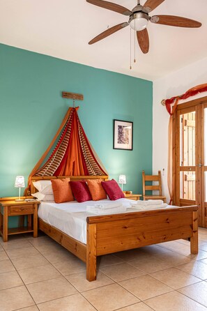 4 bedrooms, in-room safe, iron/ironing board, travel cot - ☀️ NOT OVERLOOKED ☀️Gated Private Pool For Child Safety ☀️ FREE WiFi (Old Road, Gavalochori - Almyrida)