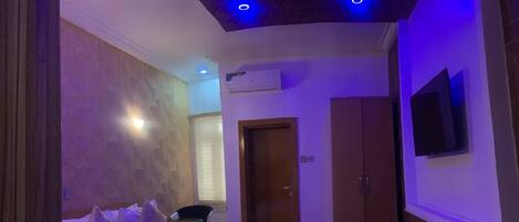 Kamar Standar | Meja kerja dan Wi-Fi gratis