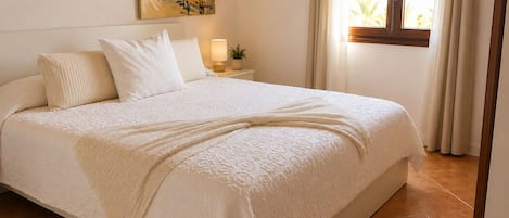 2 Schlafzimmer, Bügeleisen/Bügelbrett, Reisekinderbett, kostenloses WLAN