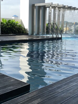 Outdoor pool - Elegant Cube Soho One South (Seri Kembangan)