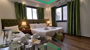 Luxury Triple Room | Egyptian cotton sheets, premium bedding, memory-foam beds