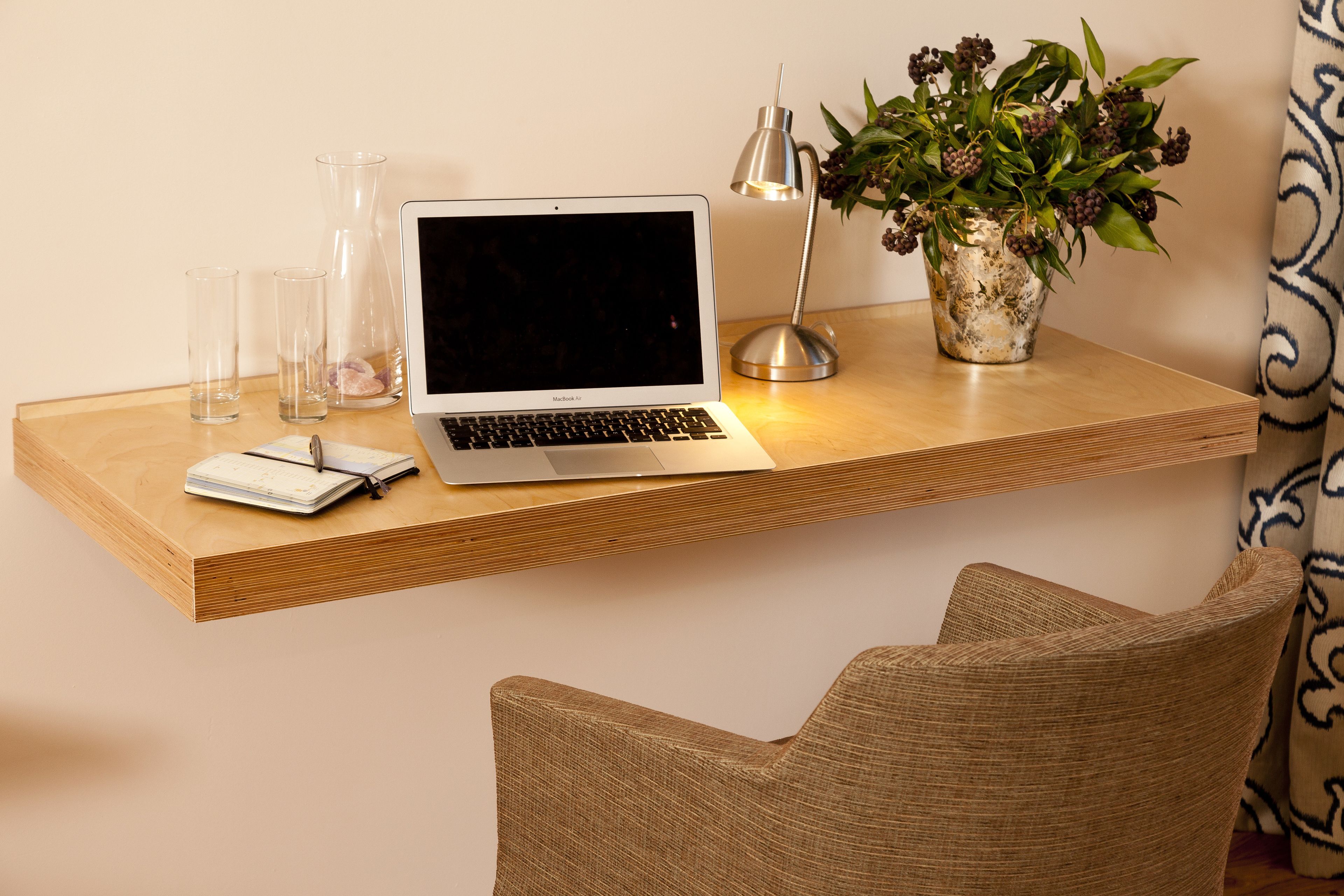 premium double or twin room, accessible | living area | flat-screen tv