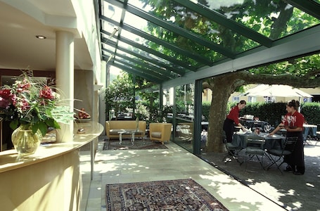 Porch. Hotel Hoher Freschen