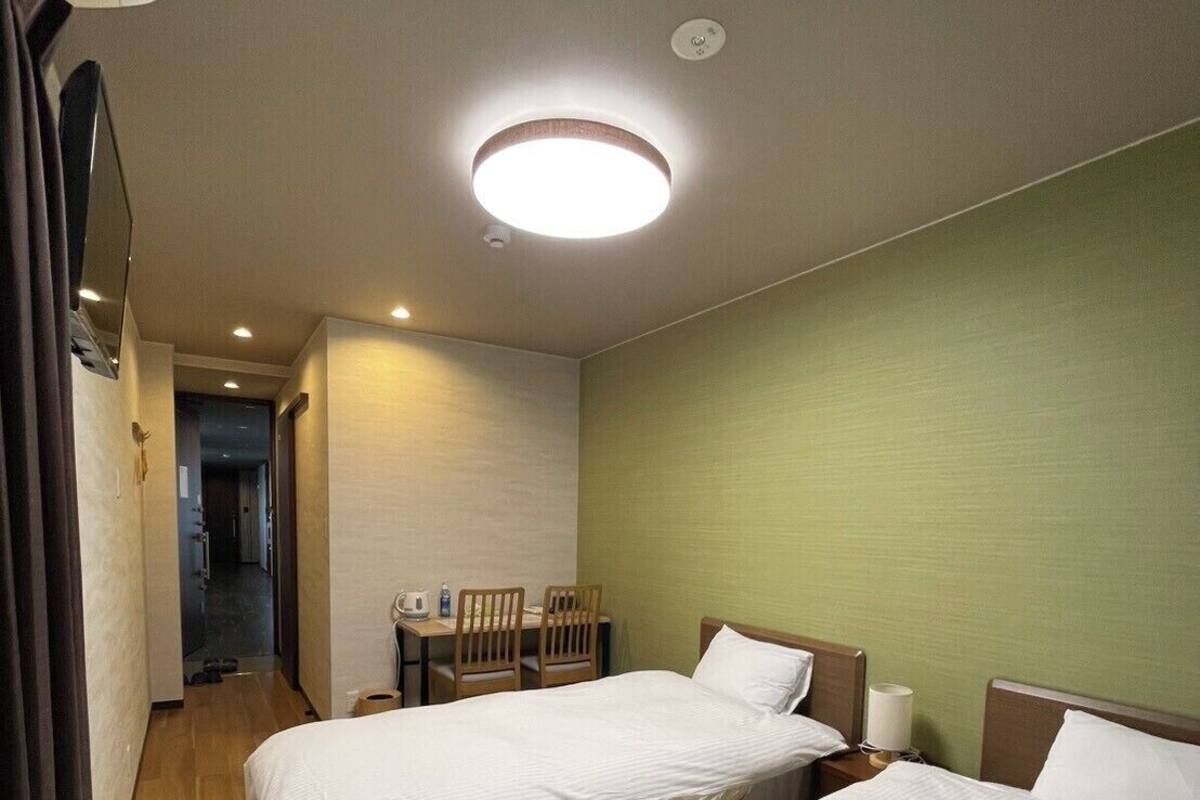 ห้องทวิน | โต๊ะทำงาน, เตารีด/โต๊ะรีดผ้า, Wi-Fi ฟรี, ผ้าปูที่นอน