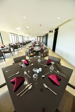 Breakfast area - K Hotels (Entebbe)