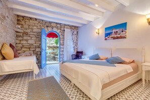 Minibar, décoration personnalisée, ameublement personnalisé, bureau