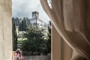Appartement, dans les dépendances | Vue sur la ville