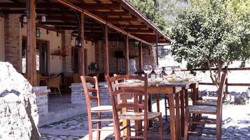 Ristorazione all'aperto