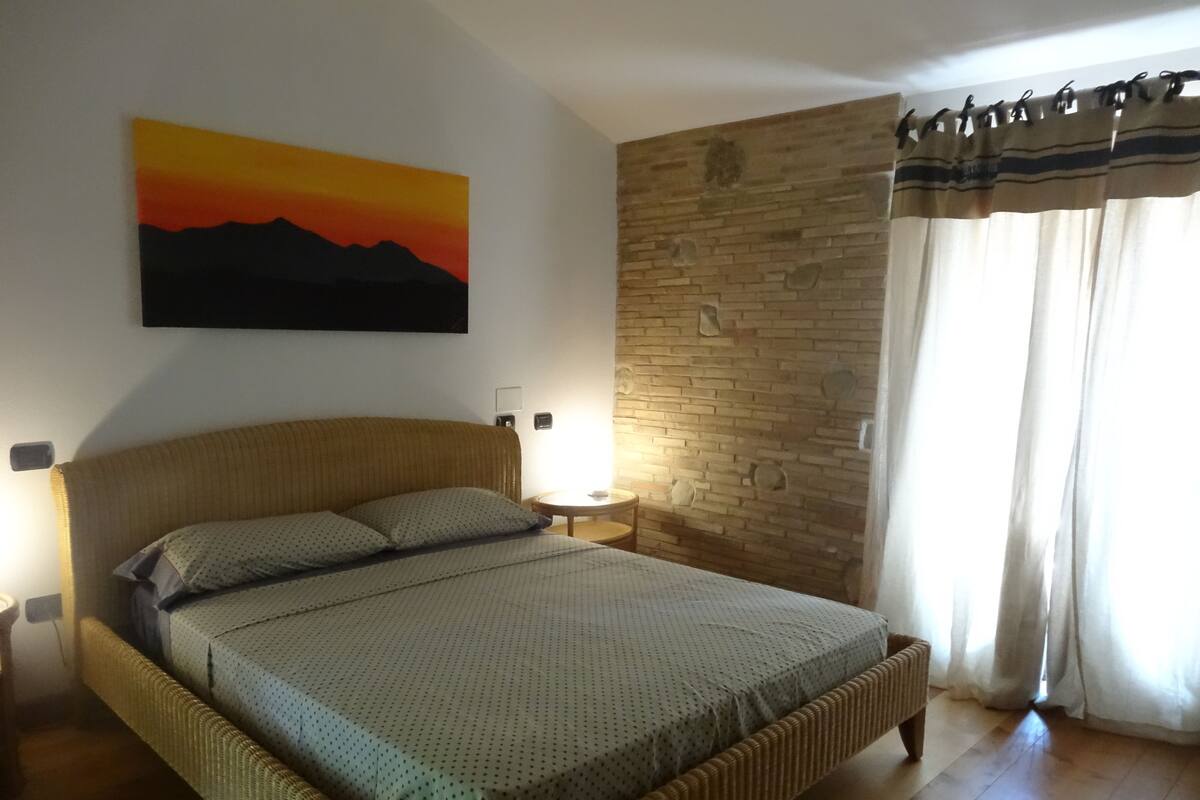 Double Room | Soundproofing, iron/ironing board (on request)