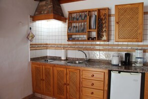 Jääkaappi, syöttötuoli