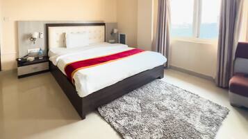 Twin Room | Desk, iron/ironing board, free WiFi