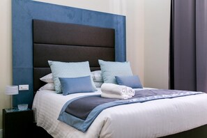 In-room safe, desk, free WiFi, bed sheets