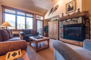 Condo, Multiple Beds (3306 Champagne Lodge, Trappeur's Cros) | Living room