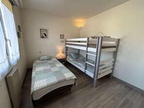 2 camere