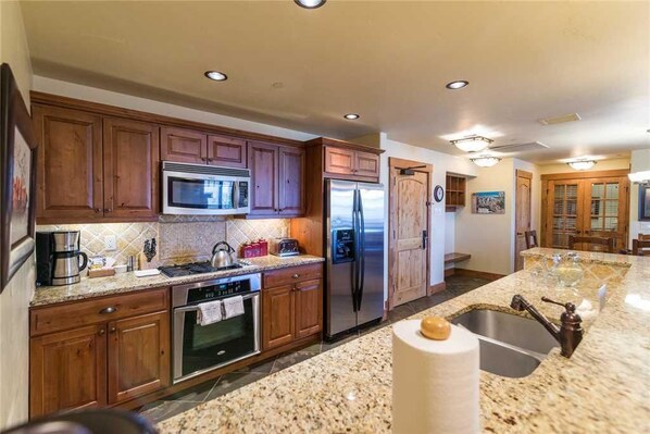 Apartment | Private kitchen