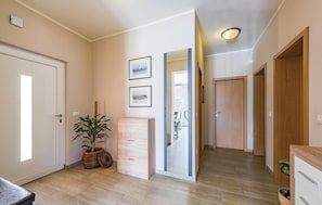 Interior - Awesome home in Sorici-Kanfanar (Sorici-Kanfanar)