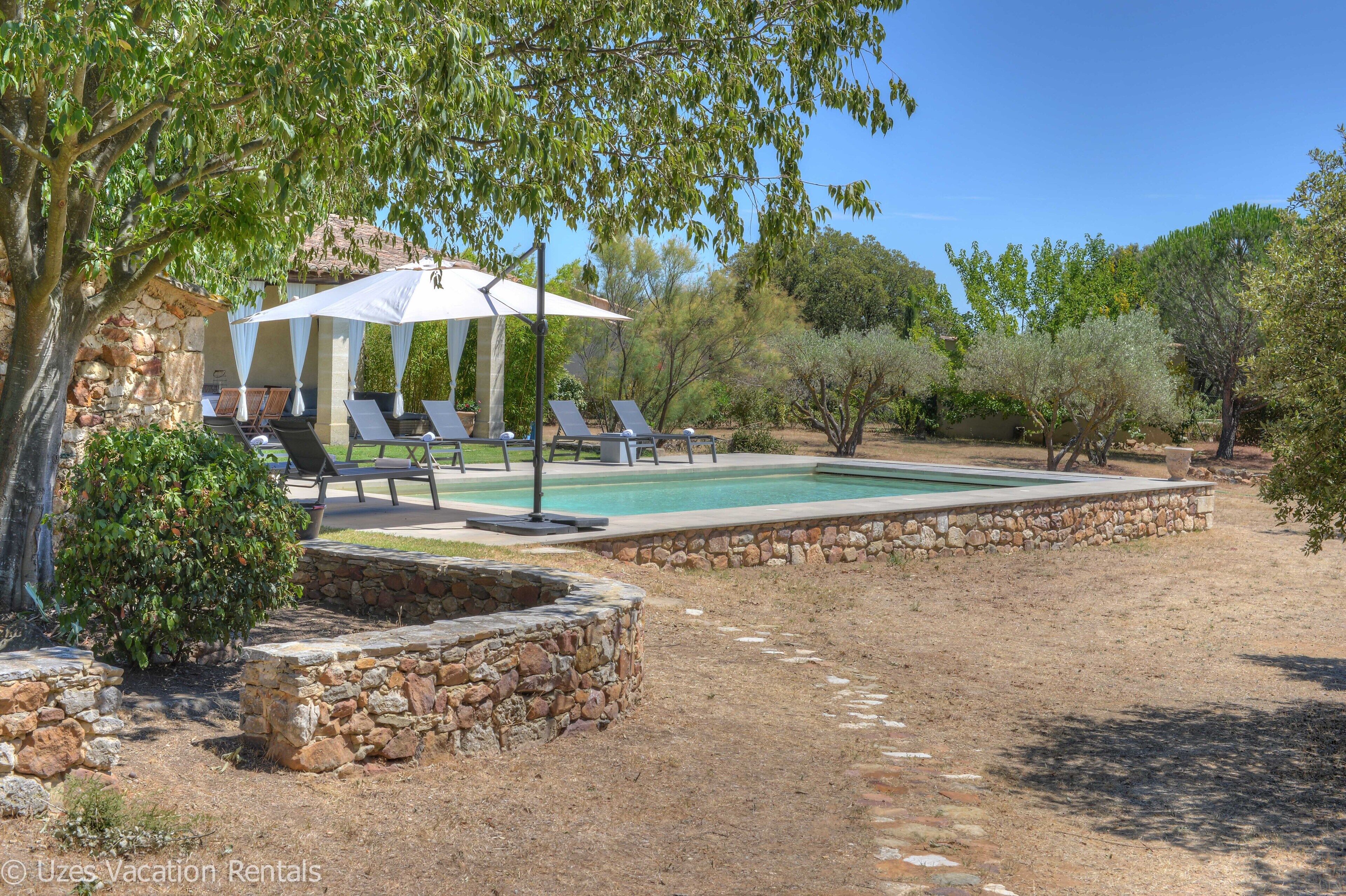 Piscine extérieure, piscine chauffée