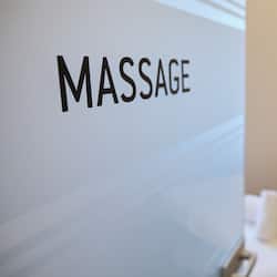 Sauna, Körperbehandlungen, Ganzkörperwickelbehandlung, Körperpeelings