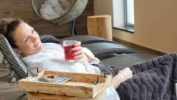 Een sauna, lichaamsbehandelingen, body wraps, body scrubs