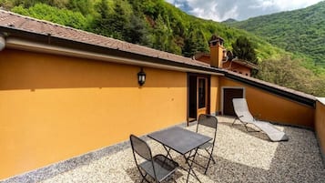 Family Apartment, 1 Bedroom, Kitchen, Lake View | Terrace/patio