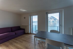 Villa, 1 camera da letto | Area soggiorno | TV a schermo piatto