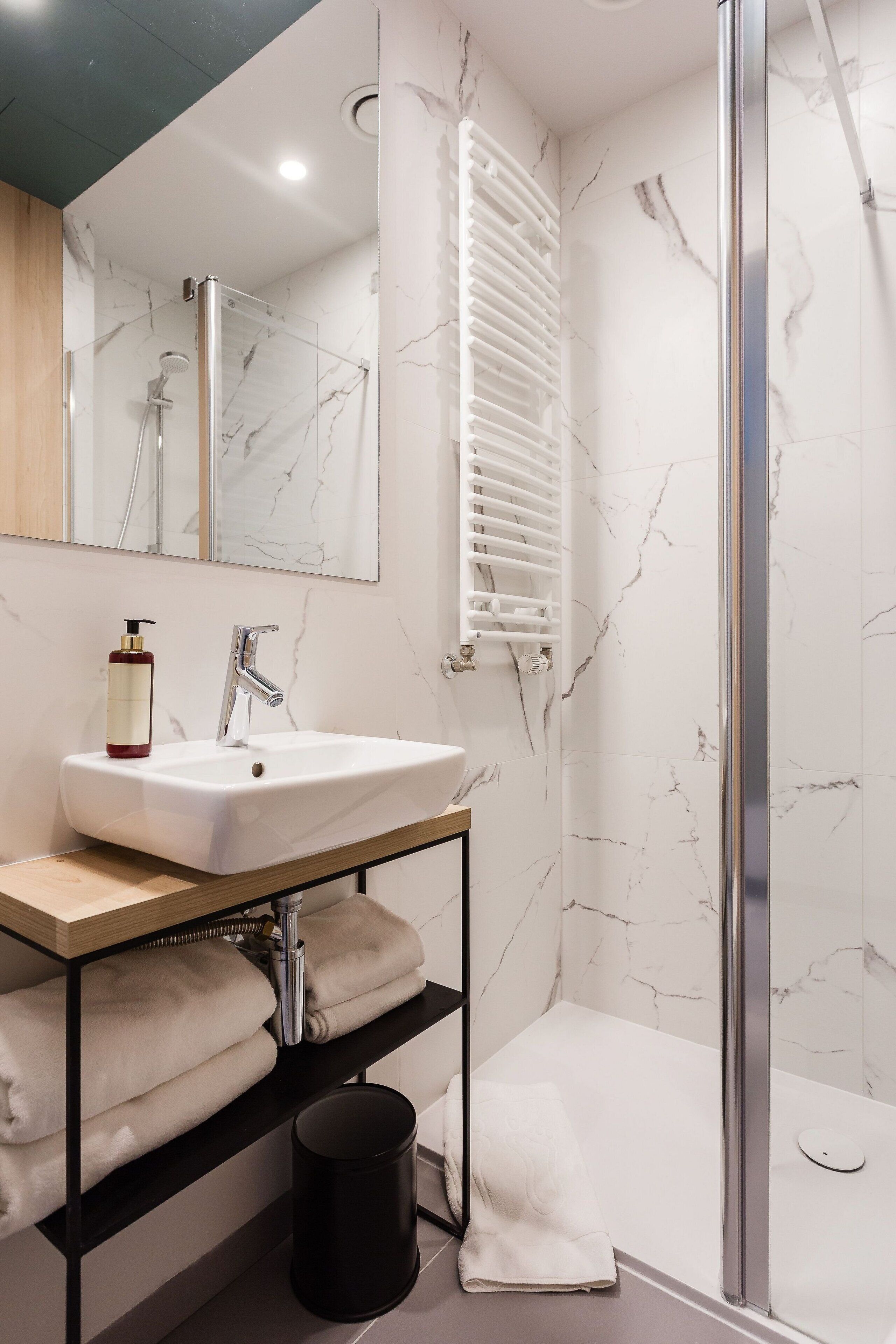 in-room safe, desk, cots/infant beds, rollaway beds