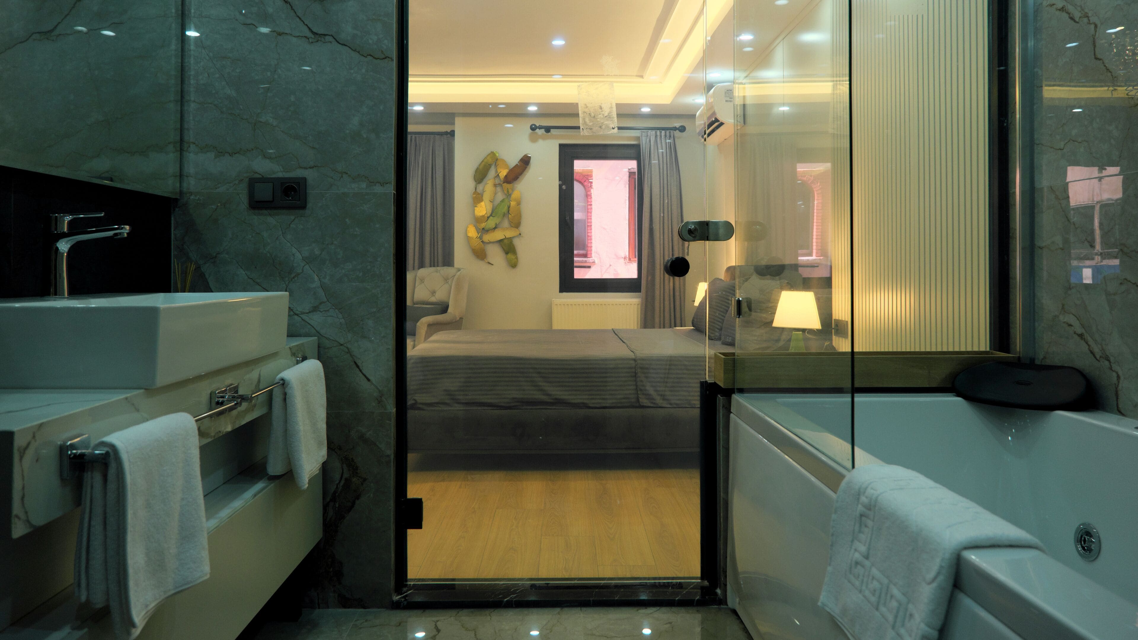 Photo - My Kent Hotel