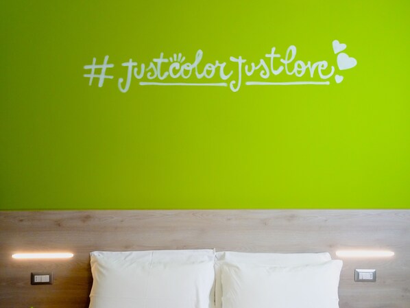 Caja de seguridad en la habitación, escritorio y wifi gratis 