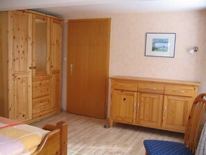 1 bedroom, bed sheets - Volker Callsen Ferienwohnungen - Holiday apartment Heimathafen (Gelting)