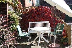 Outdoor dining - Volker Callsen Ferienwohnungen - Holiday apartment Heimathafen (Gelting)