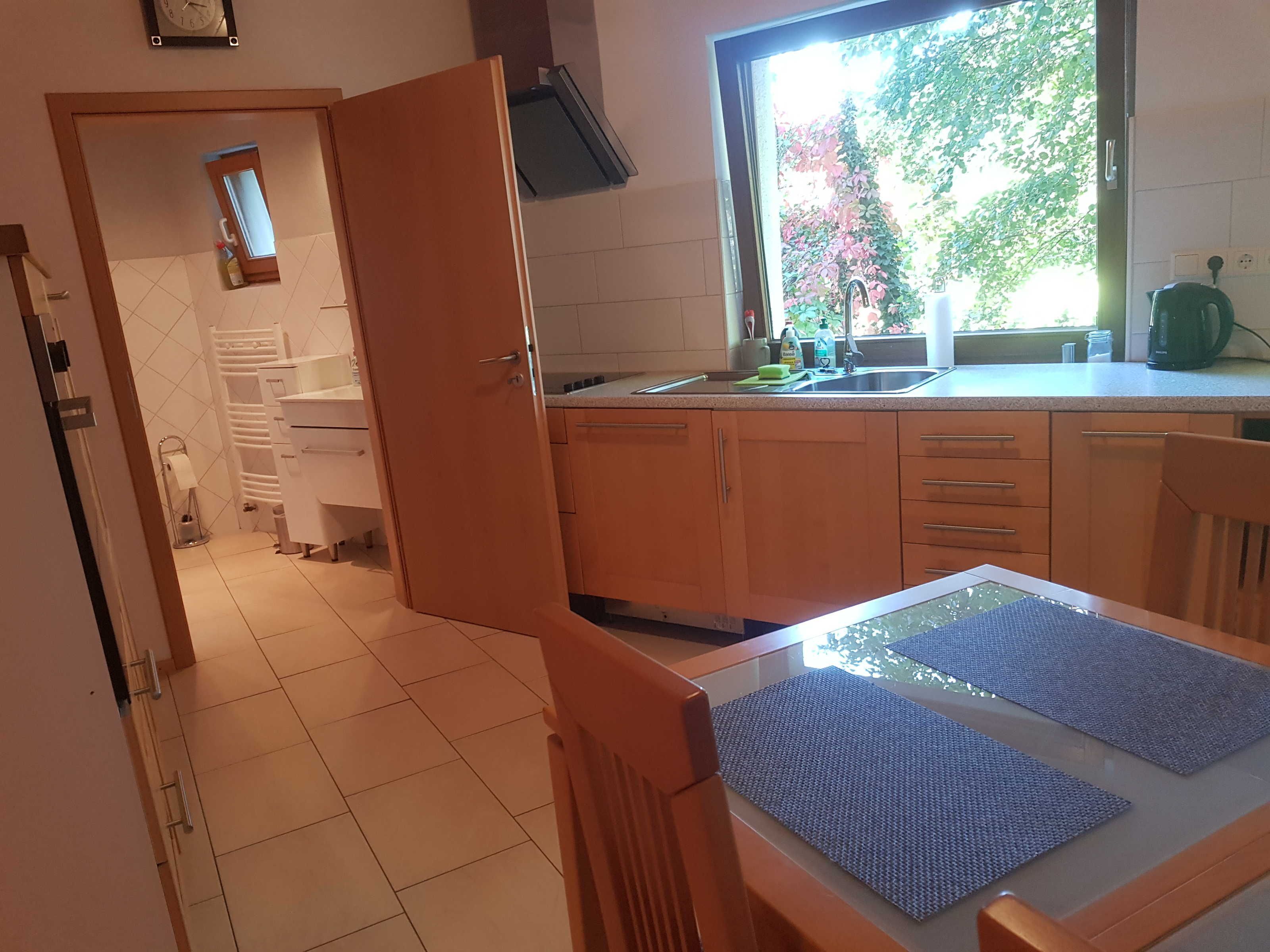 Réfrigérateur, micro-ondes, four, lave-vaisselle