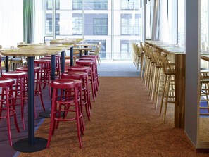 Δωρεάν πρωινό σε μπουφέ καθημερινά 