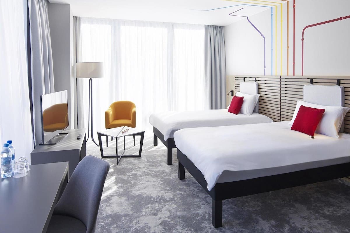 Standard Twin Room, 2 Twin Beds | In-room safe, desk, soundproofing, iron/ironing board