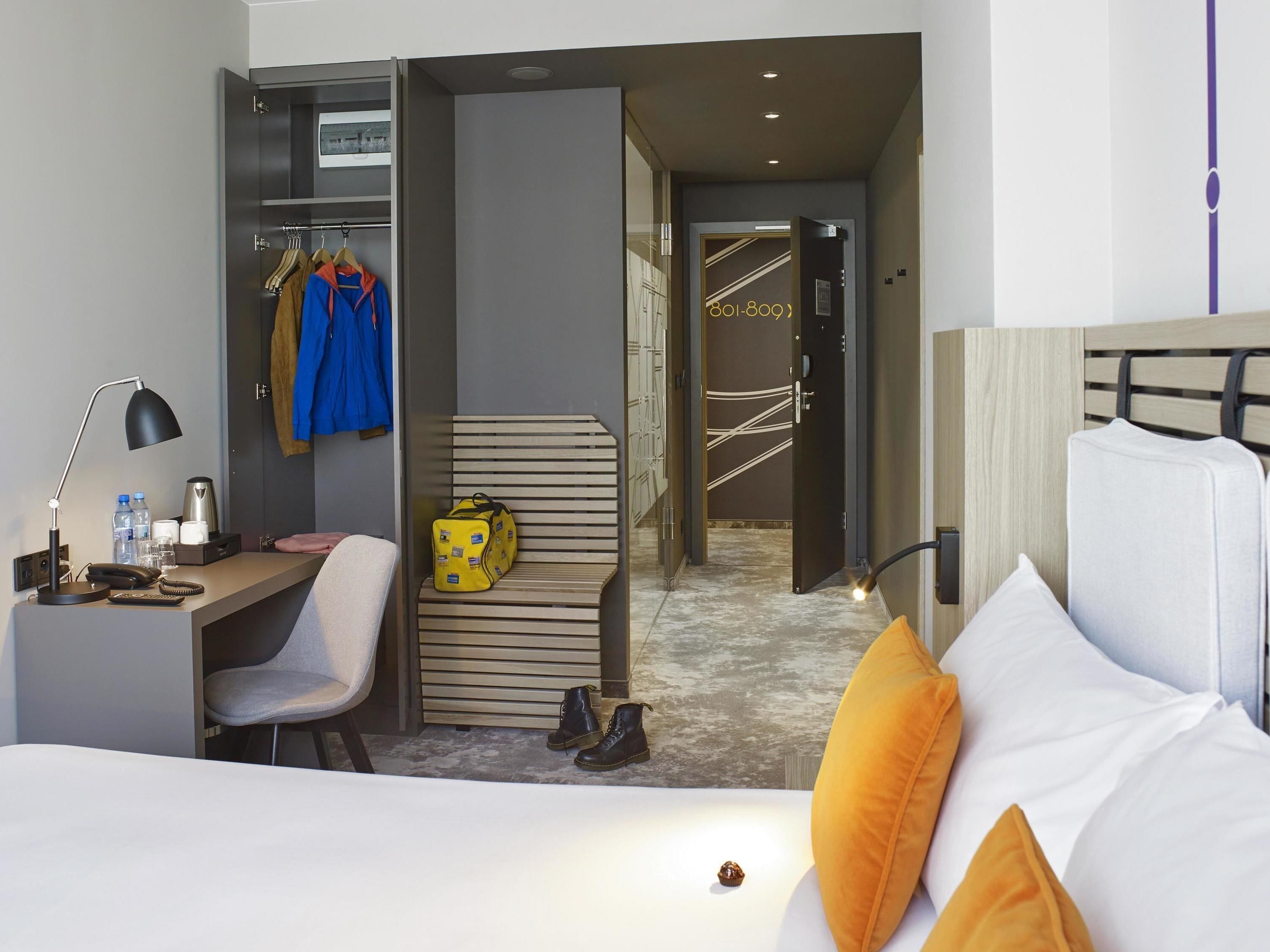 Coffres-forts dans les chambres, bureau, chambres insonorisées