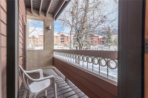 LÀgenhet - flera sÀngar (1112 Trappeur's Lodge, Trappeur's Cro) | Balkong