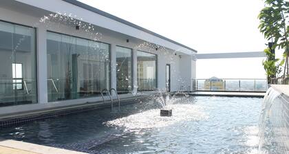 Malis the Residence & Hotel