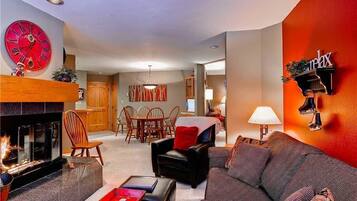 Condo, Multiple Beds (1202 Trappeurs Lodge, Trappeur's Cros) | Living area | TV, fireplace