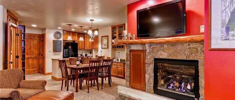 Apartment | Living area | TV, fireplace