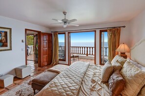 2 bedrooms, iron/ironing board, travel cot, WiFi