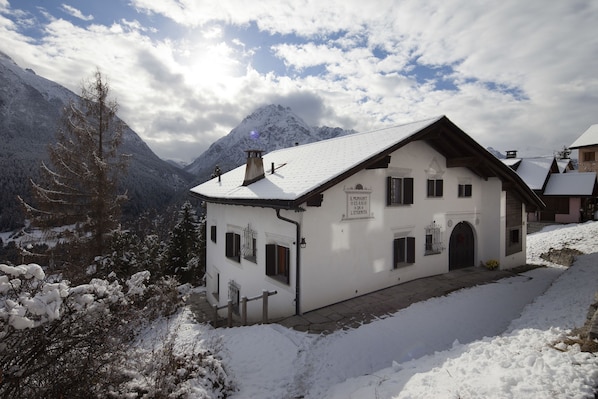 Front of property - Chasa Diala Wohnung Ena (Scuol)