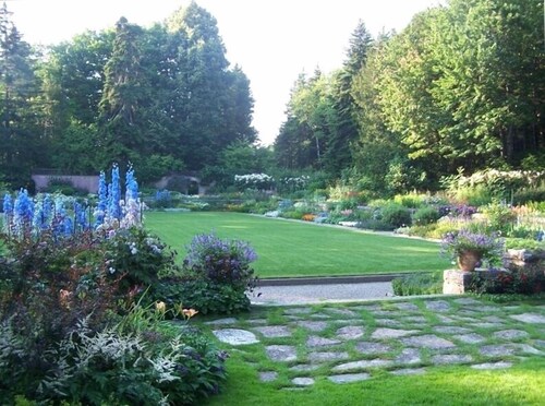 Super Clean, Fully-Equipped Private Suite 1 Mile from Acadia