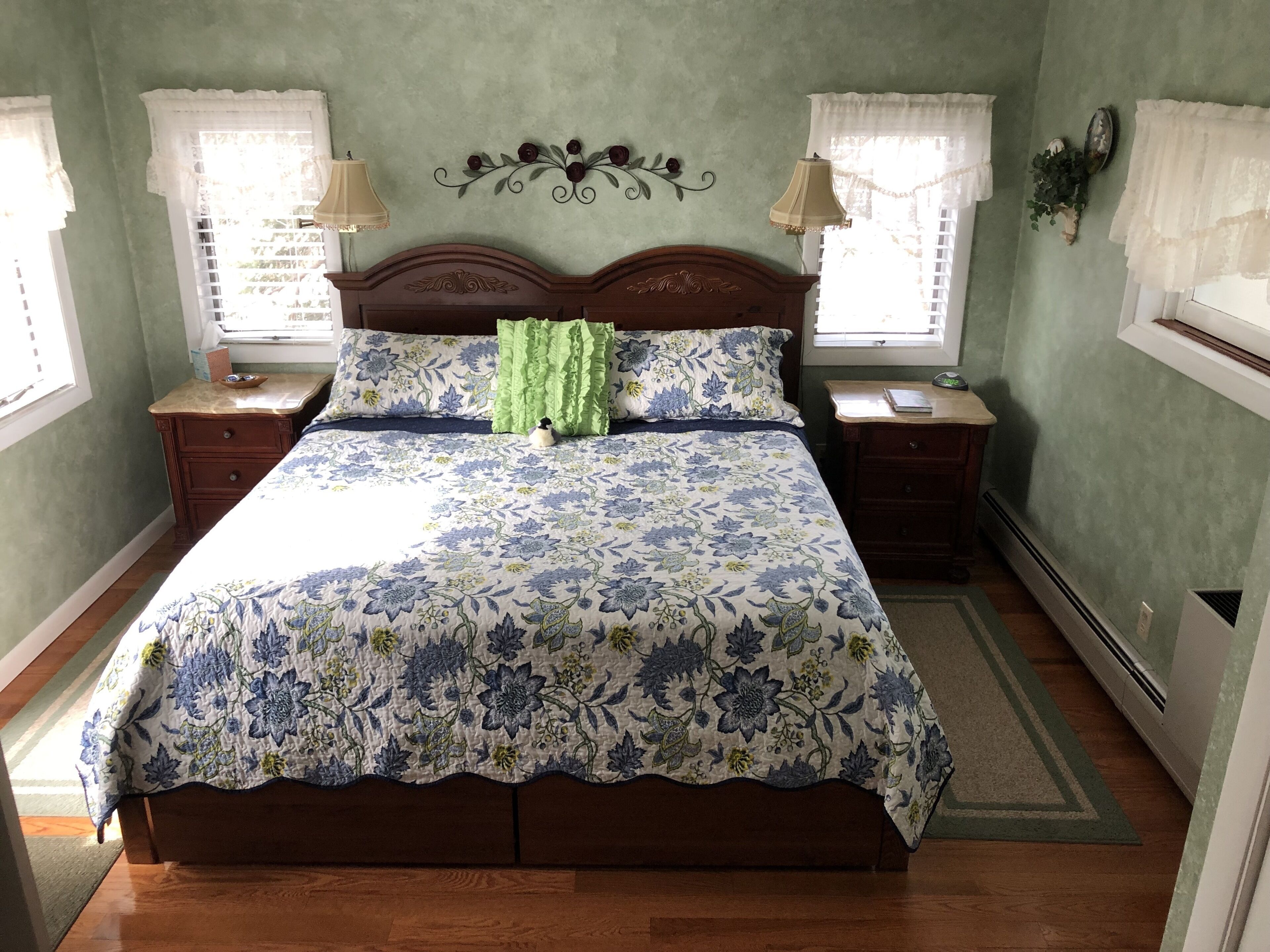 1 室のベッドルーム、アイロン / アイロン台、WiFi (無料)、ベッドシーツ
