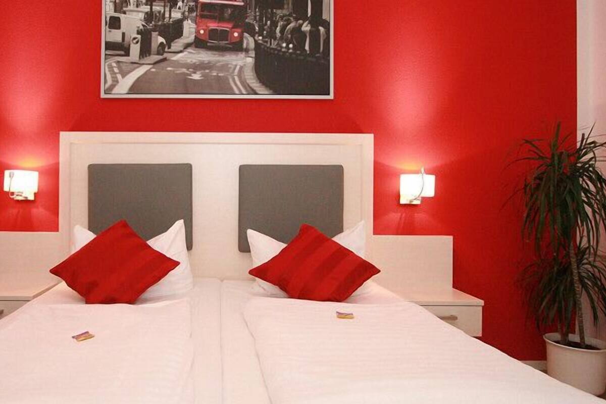 Double Room | Premium bedding, in-room safe, desk, soundproofing